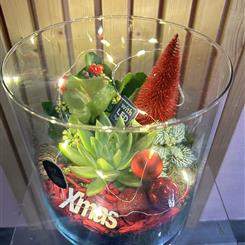 Modern festive planter 